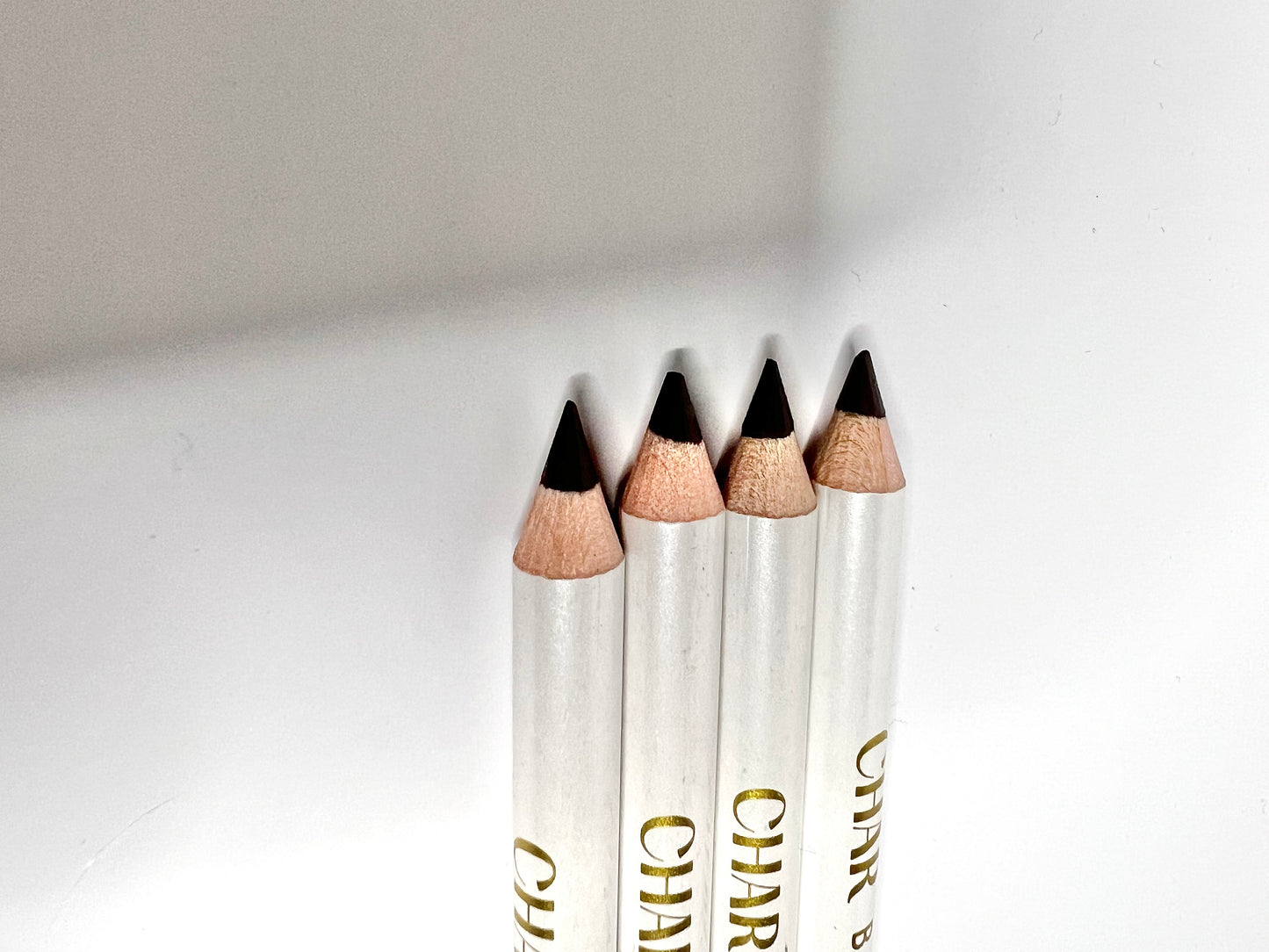 Lip Definer